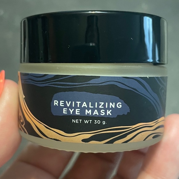 Charlotte Starr Revitalizing Eye Mask - Picture 4 of 6